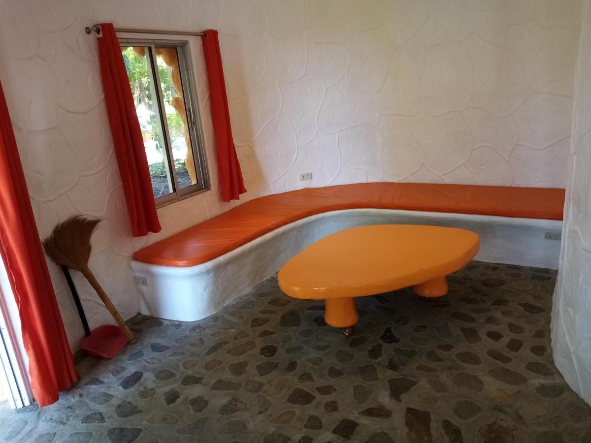 Flintstone Mini-Cave Apartment Poctoy Luaran gambar